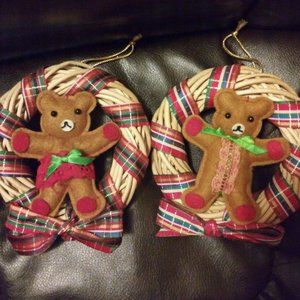CHRISTMAS BEAR Set Wicker Wreath Decoration/Ornament Set of 2 (Male and Female)